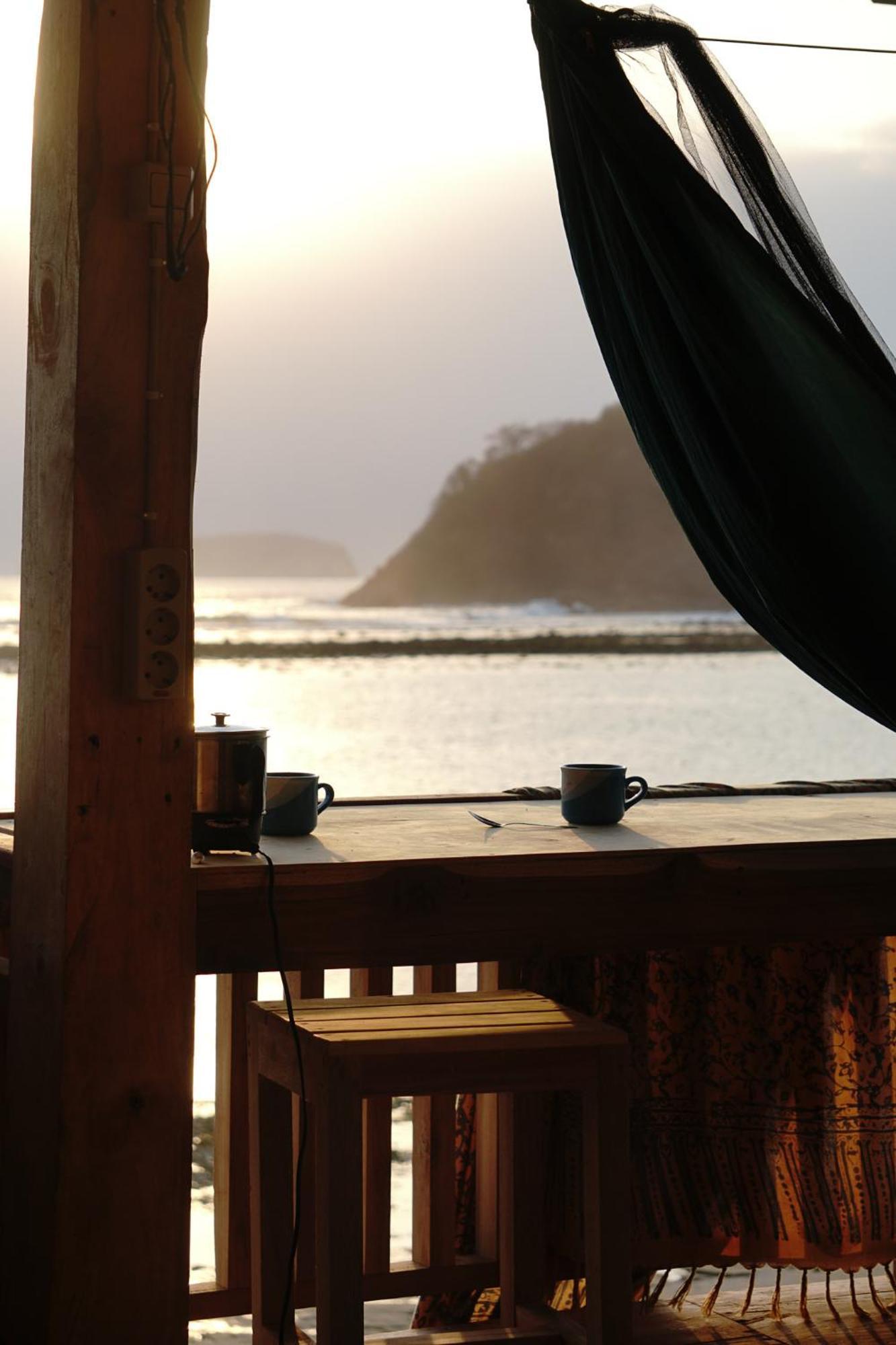 Boneputeh Homestay Taliwang Quarto foto