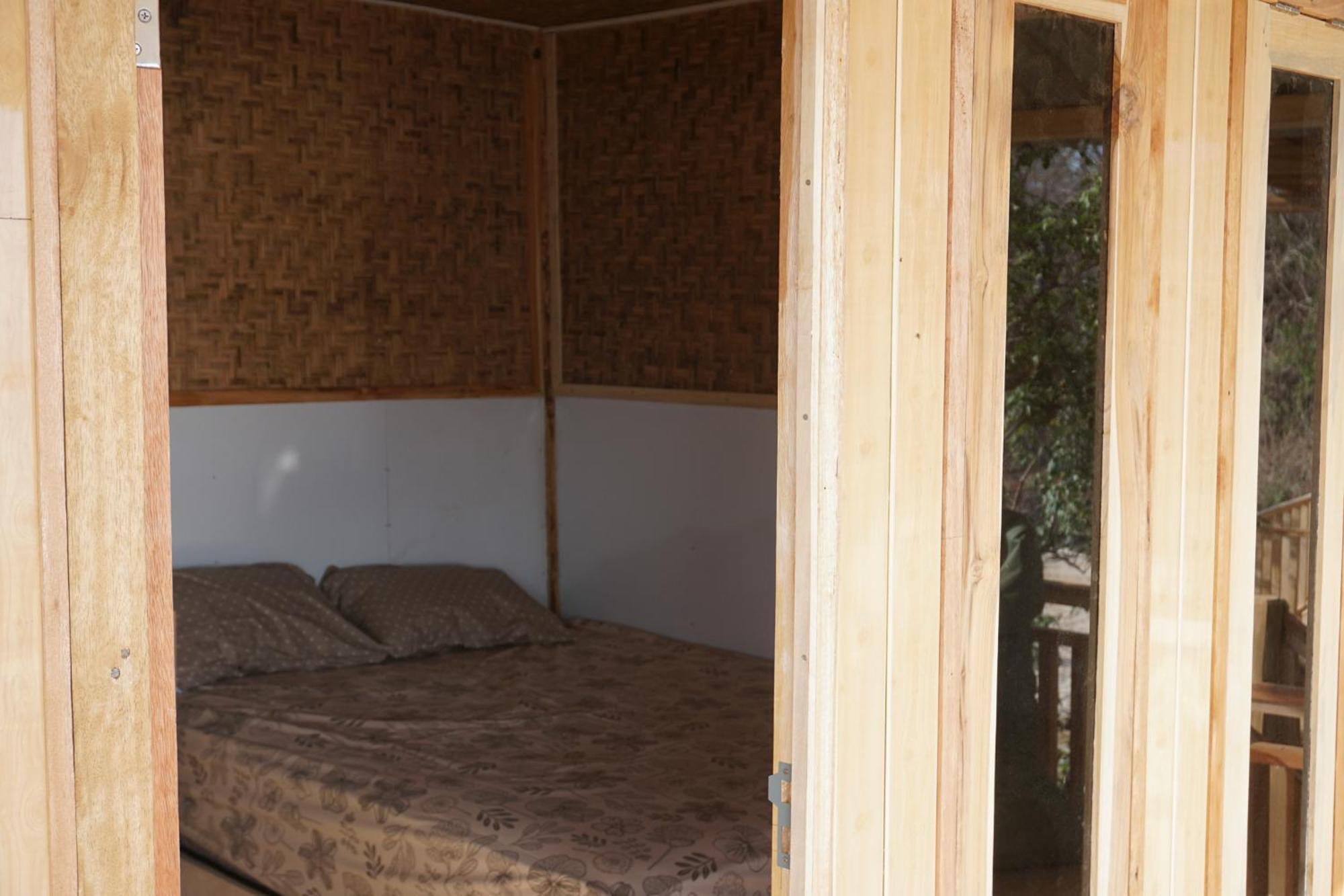 Boneputeh Homestay Taliwang Quarto foto